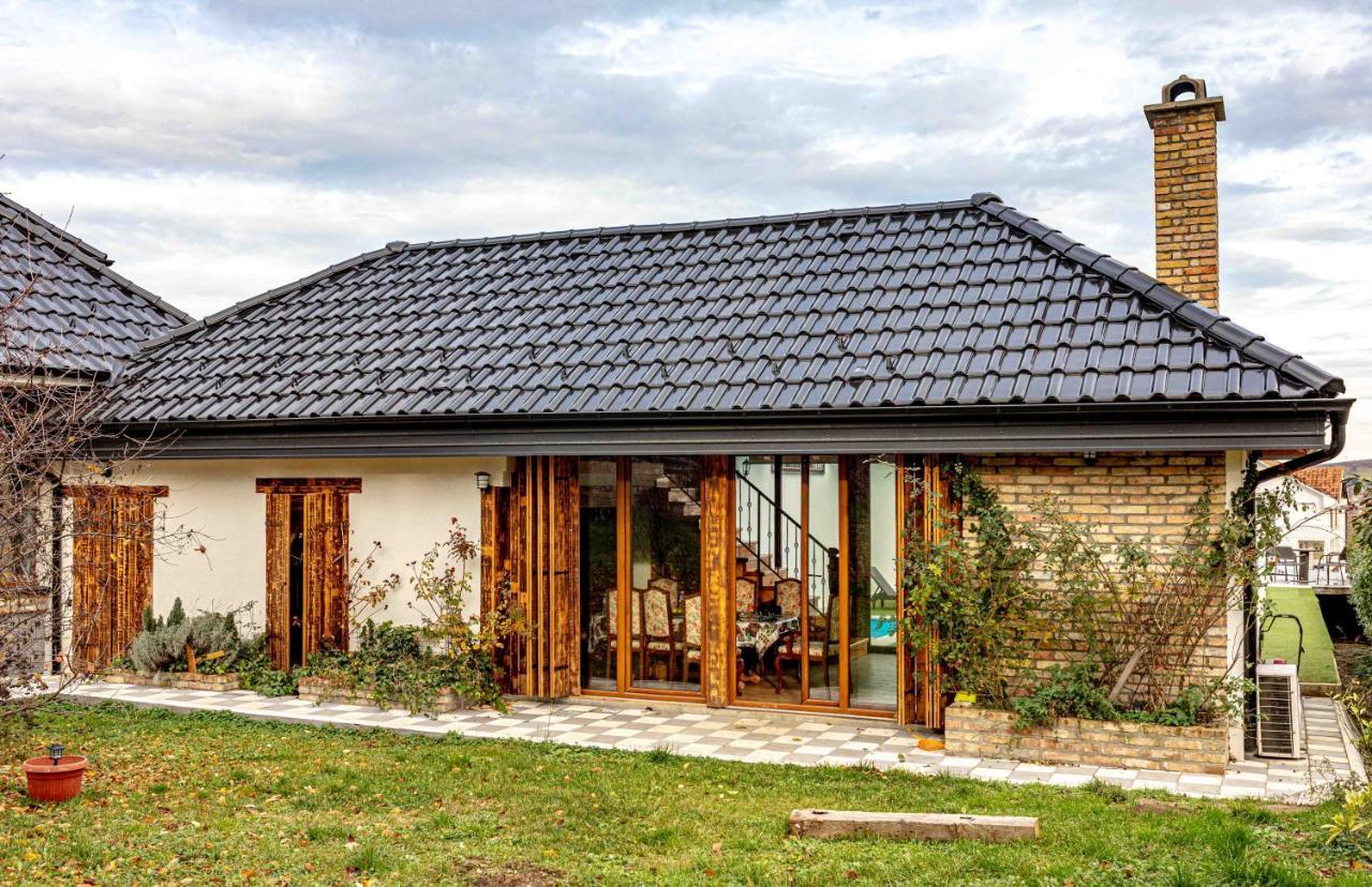 City Escape Luxury Villa Zuce Luaran gambar