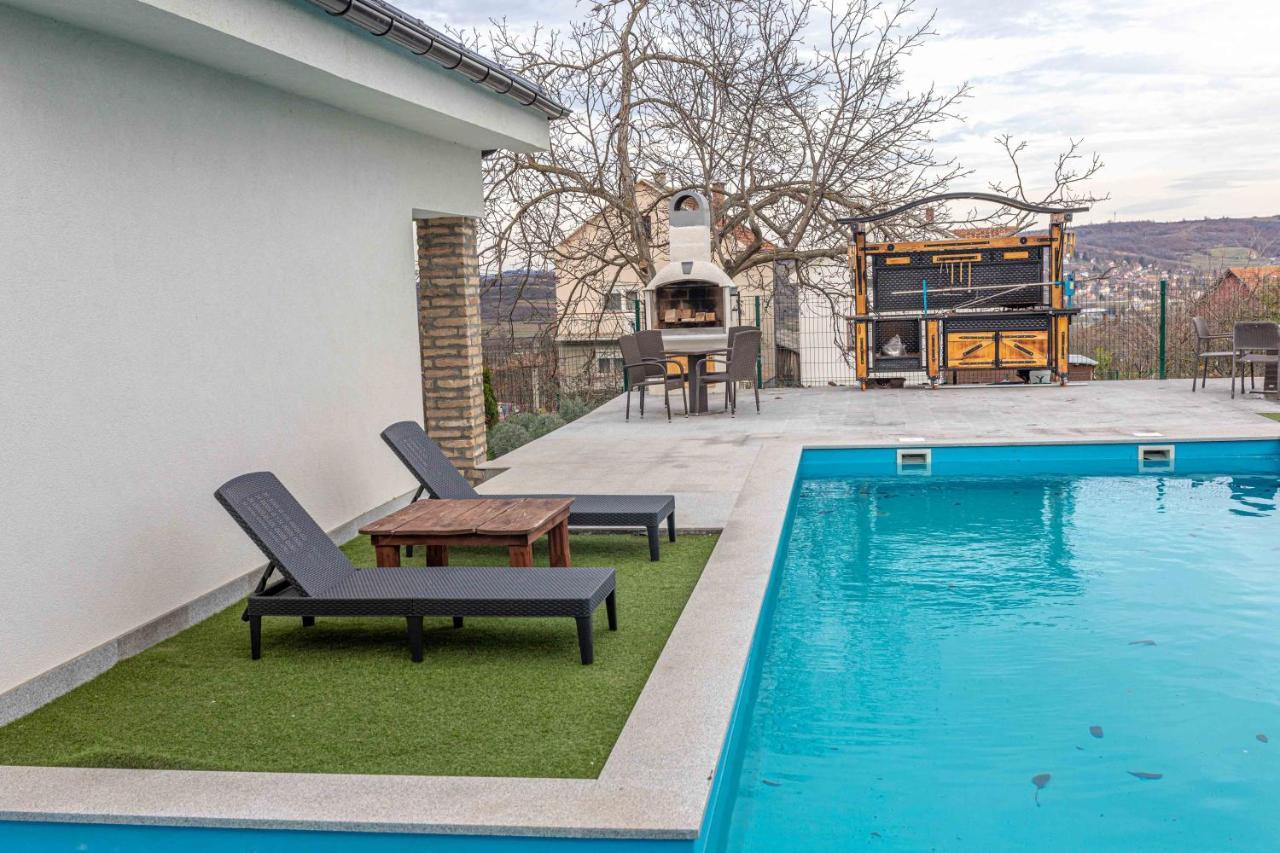 City Escape Luxury Villa Zuce Luaran gambar