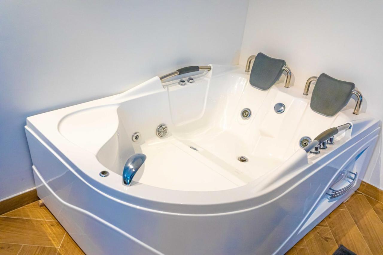 City Escape Luxury Villa Zuce Luaran gambar